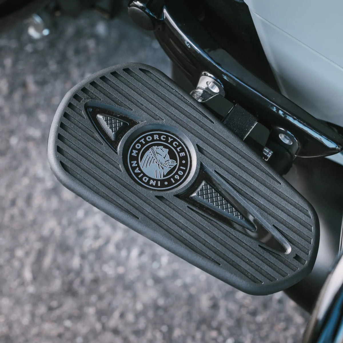 Headdress Passenger Floorboard Pads in Chrome, Pair - image 5 of 5