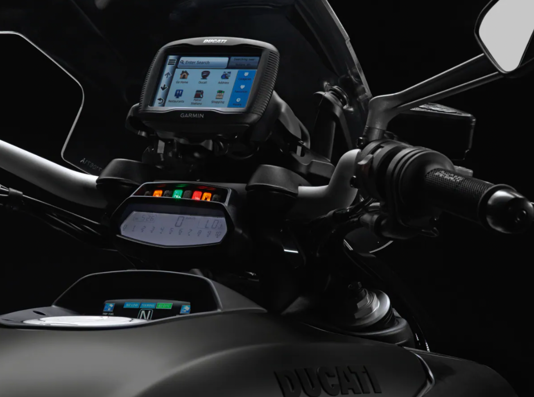 Ducati Zumo 390 Satellite Navigator Kit