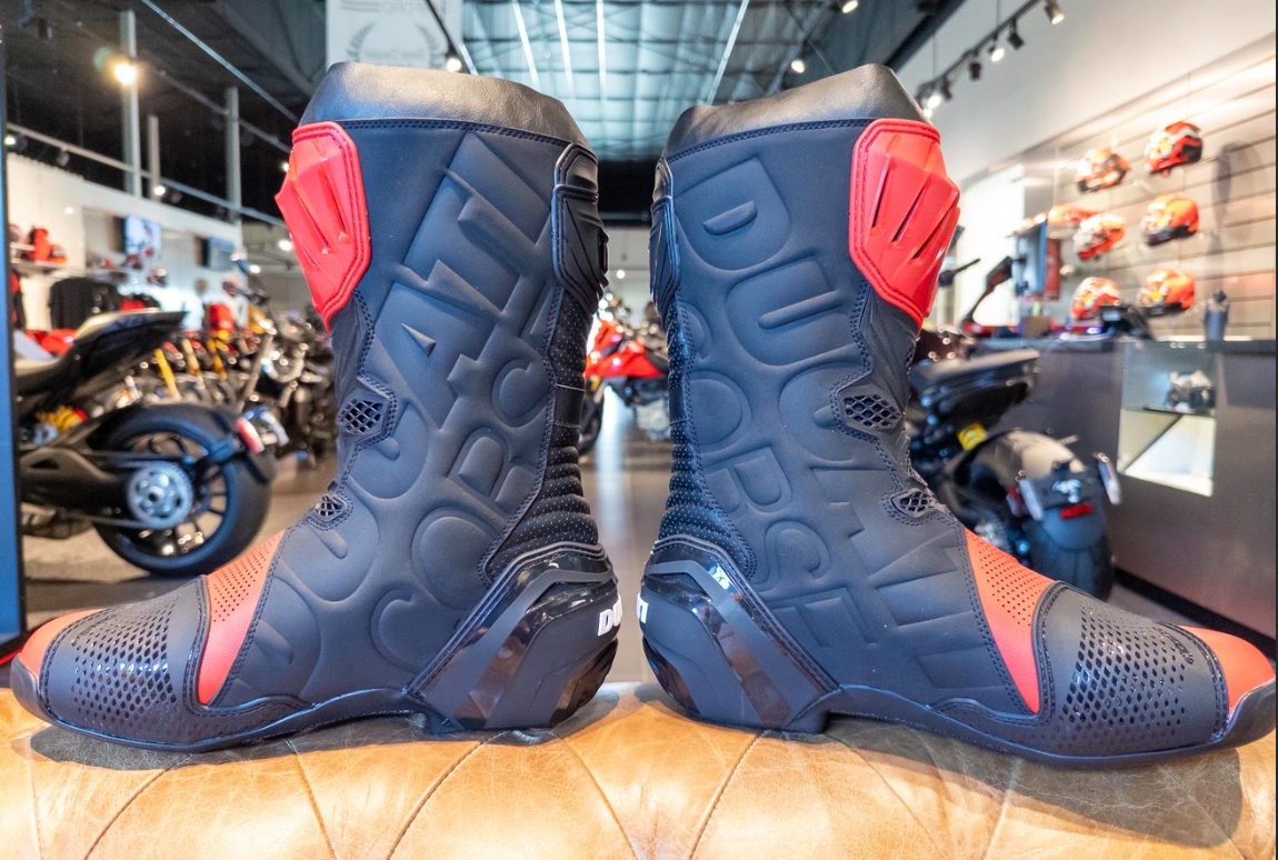 Ducati Corse V6 Air Racing Motorcycle Boots Size 45 CE Track Performance
