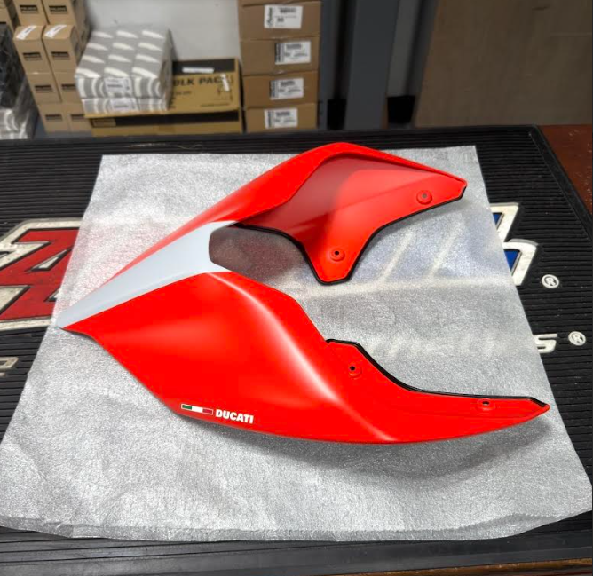 OEM Ducati 2019 Panigale V4 S Corse Rear Fairing 48222451AC Genuine