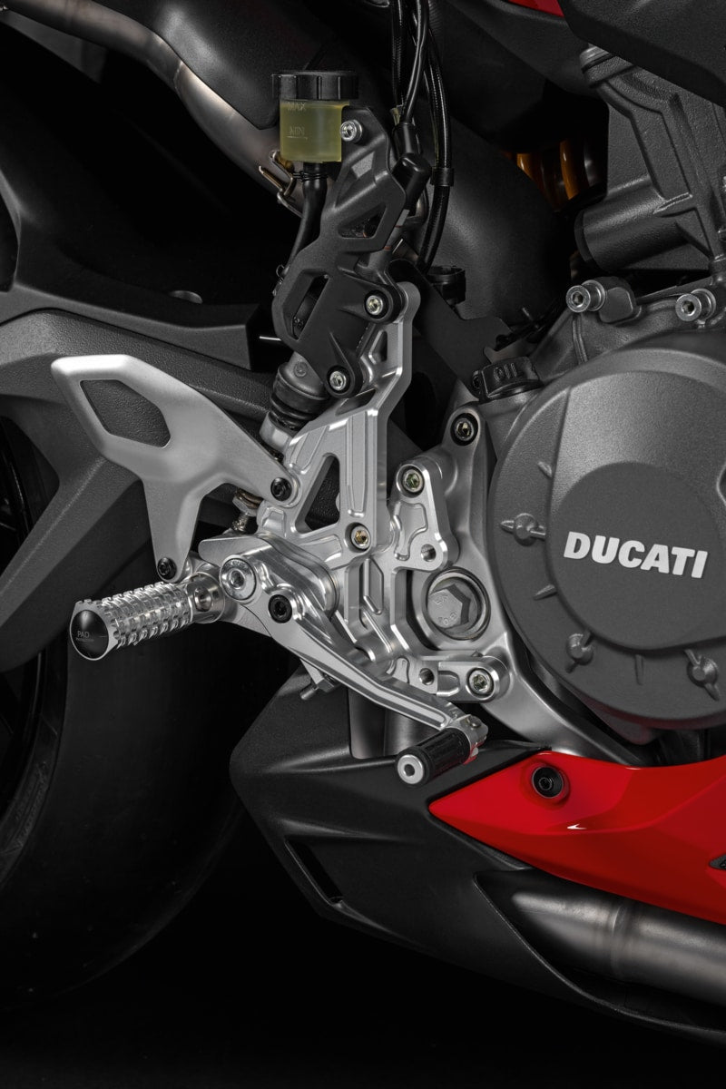 Ducati Adjustable rider footpegs in aluminium - 96282121AA