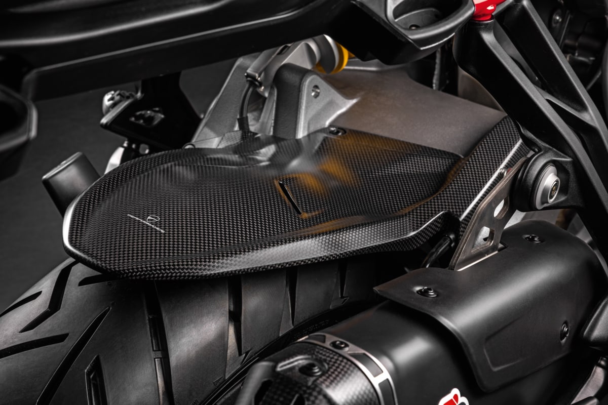 Ducati Carbon rear mudguard - 96982021AA